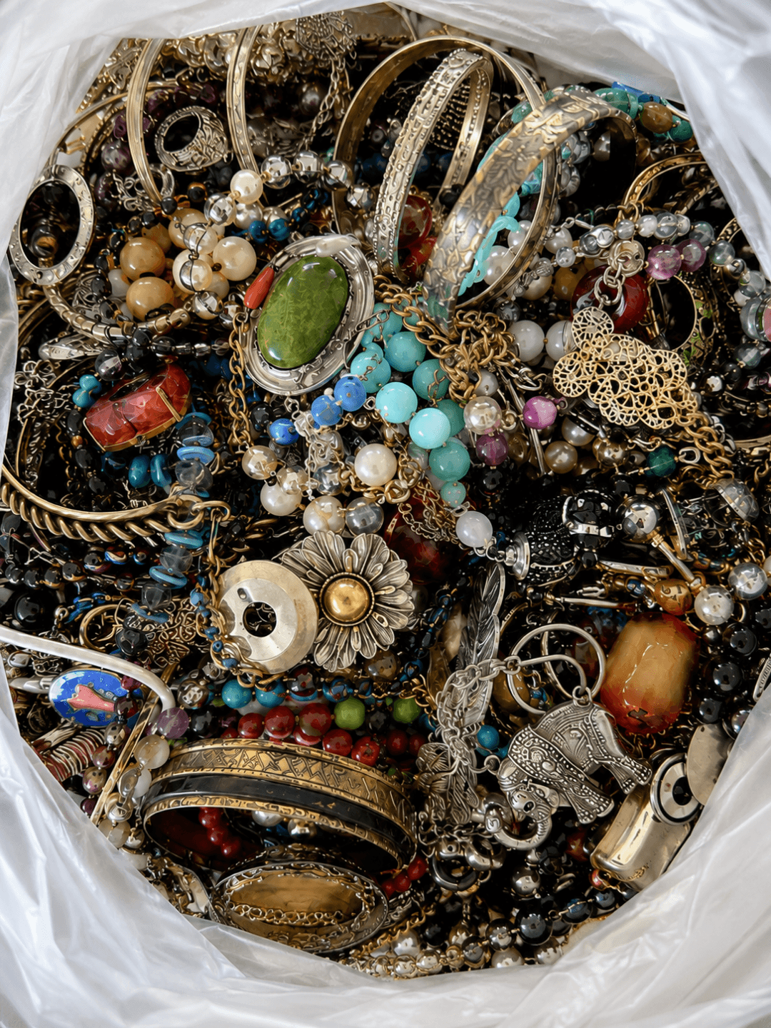 Bulk jewellery lot